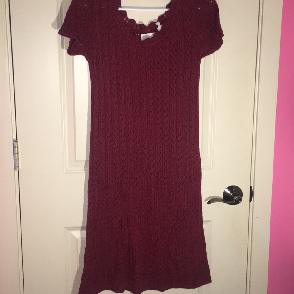 MODA INTERNATIONAL Maroon sweater dress